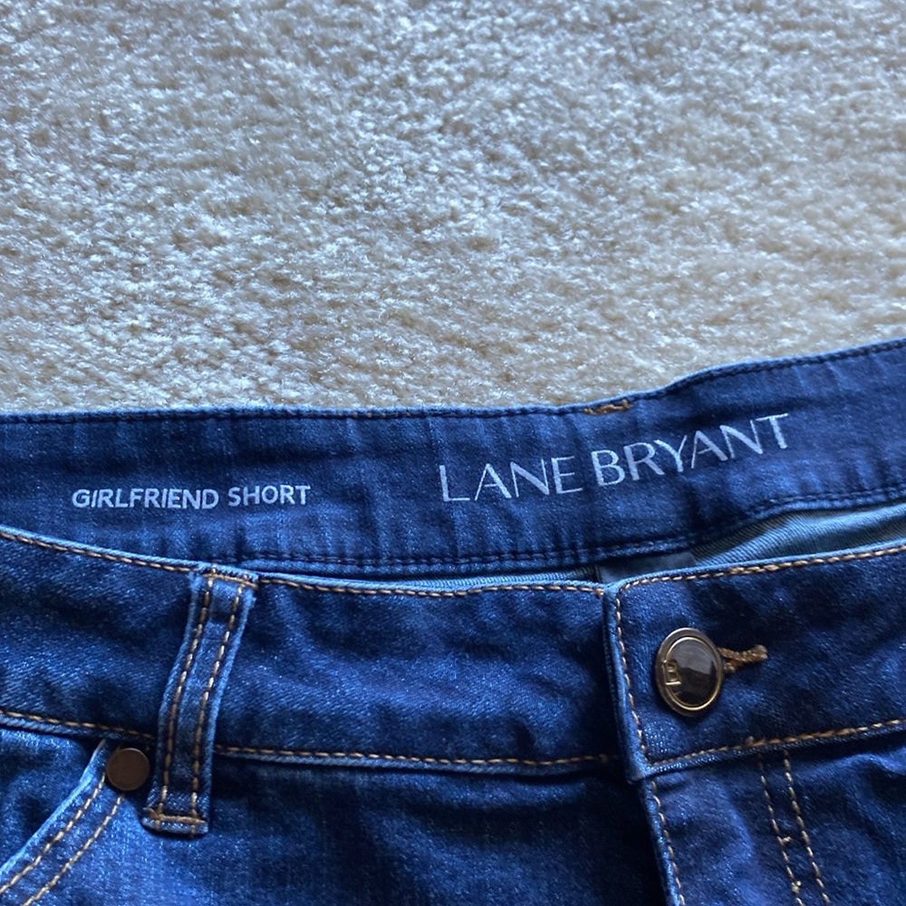 Roll cuff denim shorts - Picture 2 of 4